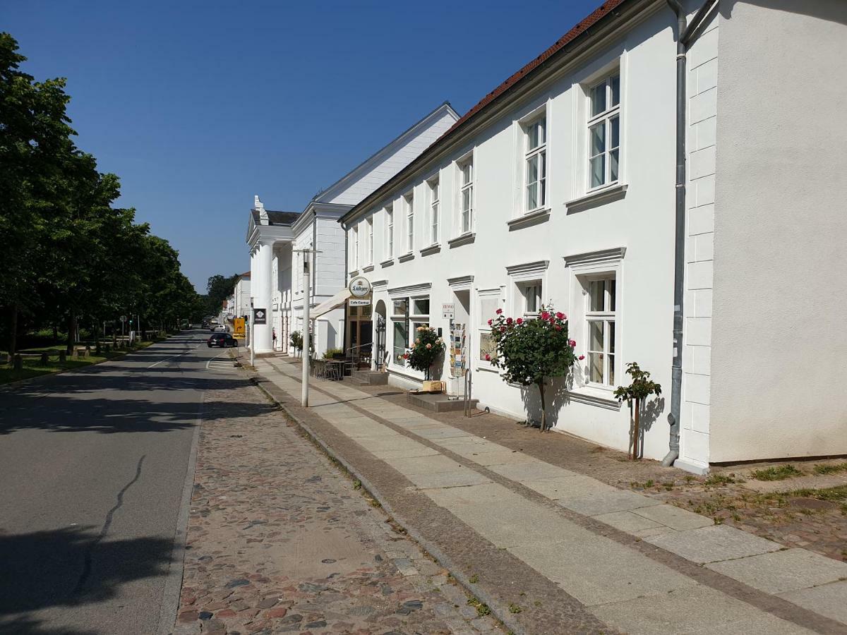 Dts Appartements Putbus Bagian luar foto